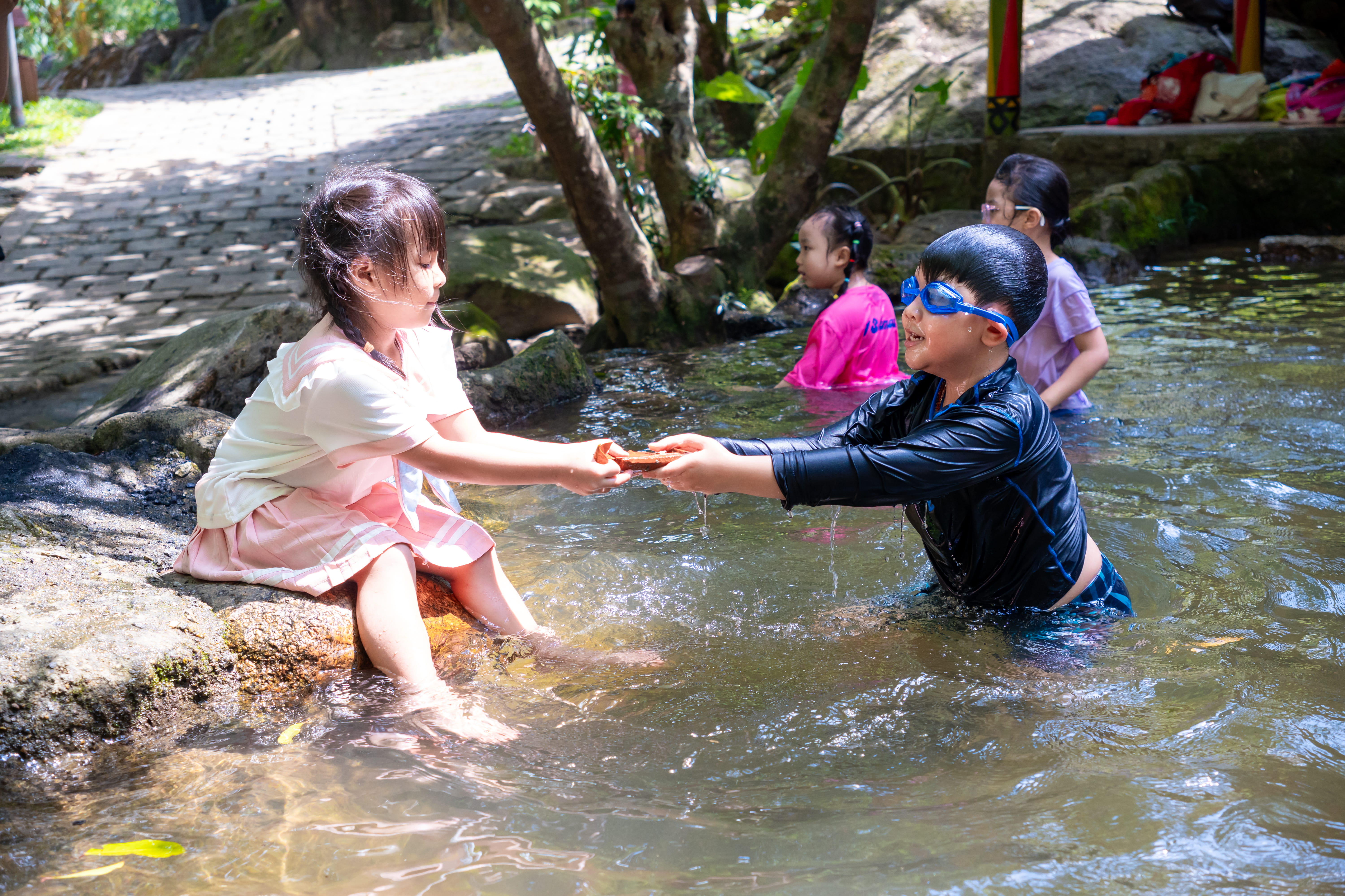 Chơi ngoài trời